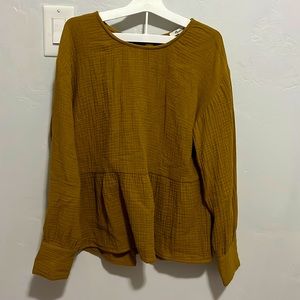 Madewell Long sleeve with Button Back